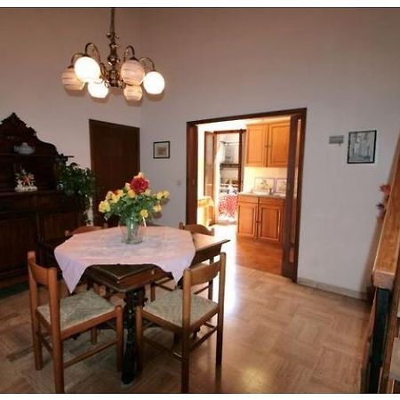 La Torre Useppi Apartment San Gimignano Bagian luar foto